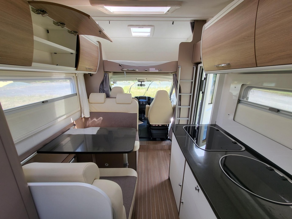 Blucamp Ocean 650